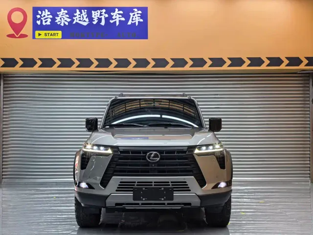 Lexus GX — Фото автомобиля 2