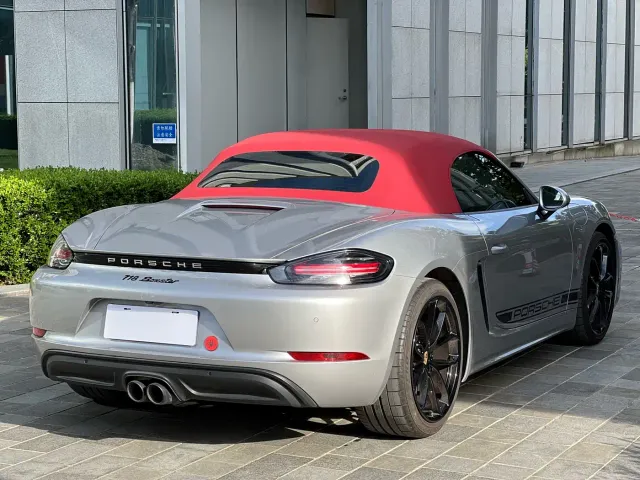 Porsche 718 — Фото автомобиля 6