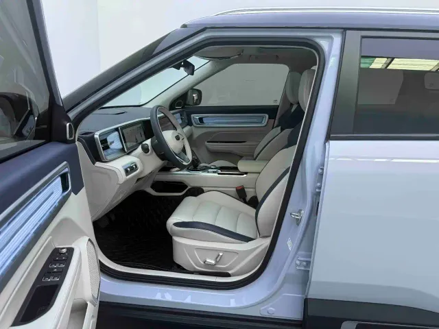Geely ICON — Фото автомобиля 19