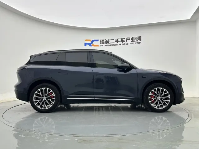 Nio ES6 — Фото автомобиля 8