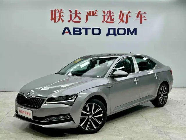Фотография автомобиля — Skoda Superb