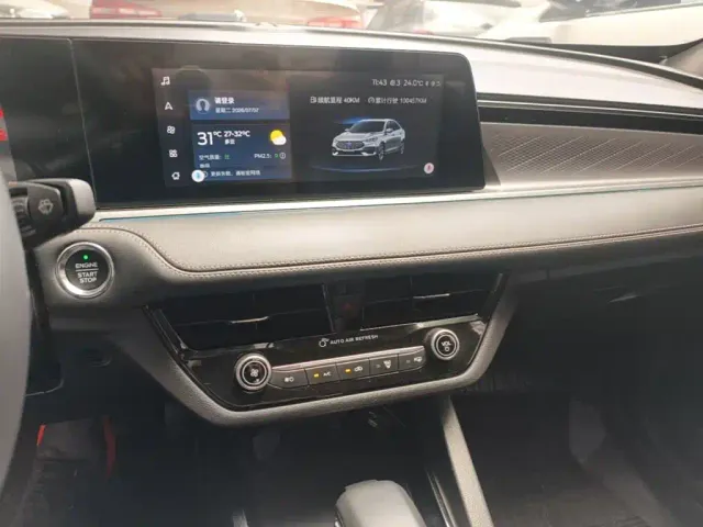 Ford Escort — Фото автомобиля 12