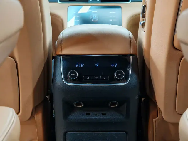 Li Auto ONE — Фото автомобиля 19
