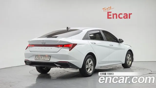 Hyundai AVANTE Avante (CN7) — Фото автомобиля 2