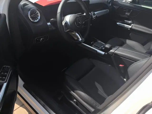 Mercedes-Benz GLB-Class — Фото автомобиля 11