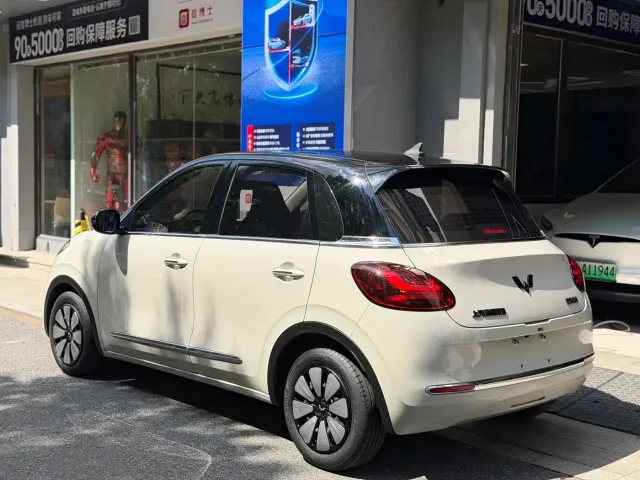 Wuling Bingo — Фото автомобиля 7