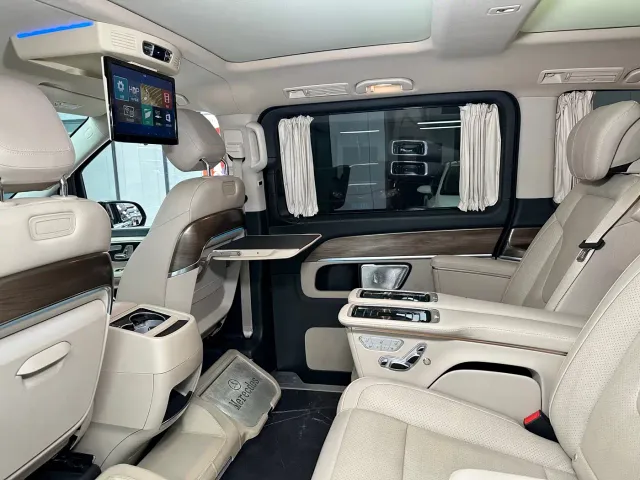 Mercedes-Benz V-Class — Фото автомобиля 20