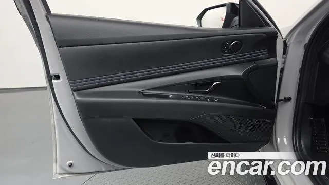 Hyundai Avante CN7 — Фото автомобиля 13