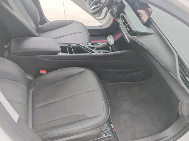 Buick Verano — Фото автомобиля 8