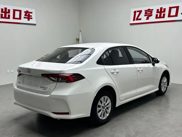 Toyota Corolla — Фото автомобиля 16