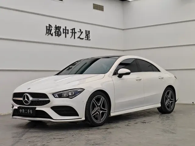 Фотография автомобиля — Mercedes-Benz CLA-Class