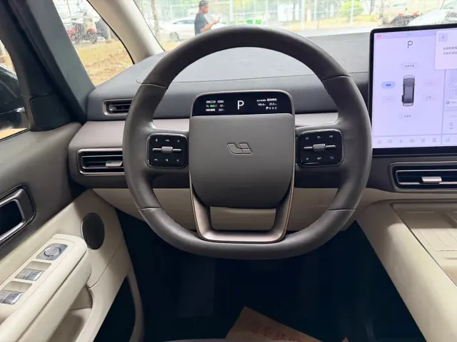 Li Auto MEGA — Фото автомобиля 10