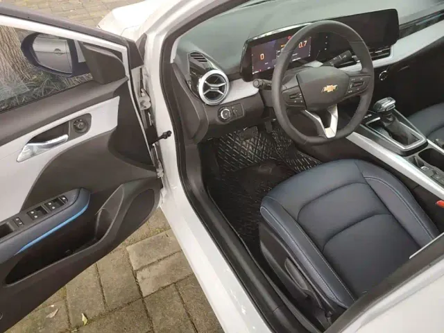 Chevrolet Monza — Фото автомобиля 15
