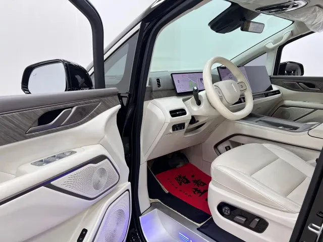 Wey Alpine — Фото автомобиля 13