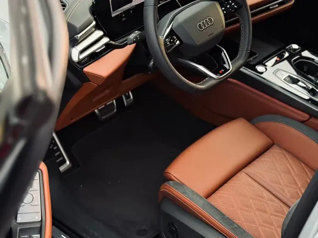 Audi A5L — Фото автомобиля 14