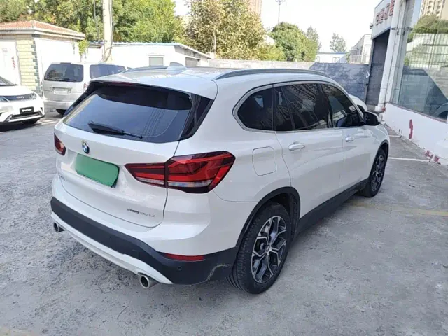 BMW X1 — Фото автомобиля 6
