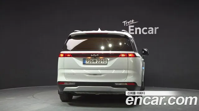 Kia Canival Carnival 4 поколение 11 мест Prestige — Фото автомобиля 4