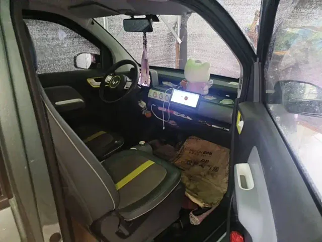 Wuling Hongguang Mini EV — Фото автомобиля 11