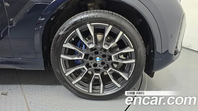 BMW X6 xDrive40i M Sport — Фото автомобиля 19