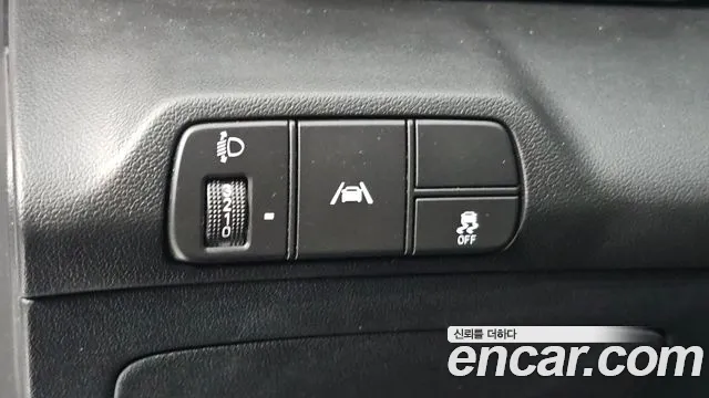 Hyundai Avante — Фото автомобиля 13