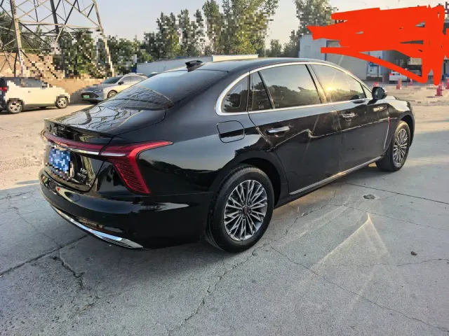 Hongqi H5 — Фото автомобиля 7