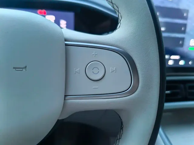 Geely Starry Wish — Фото автомобиля 19