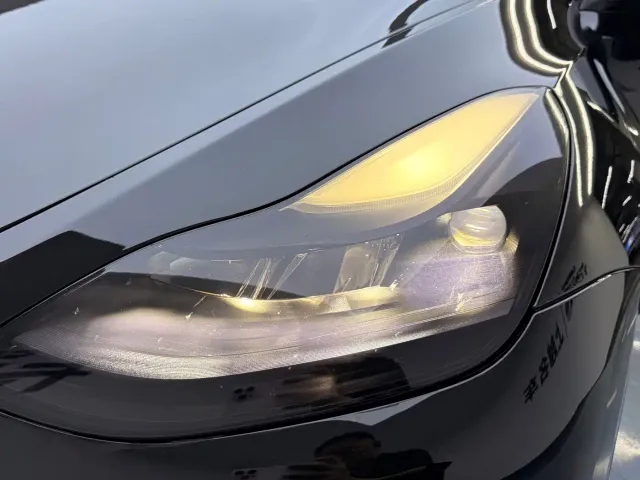 Tesla Model Y — Фото автомобиля 15