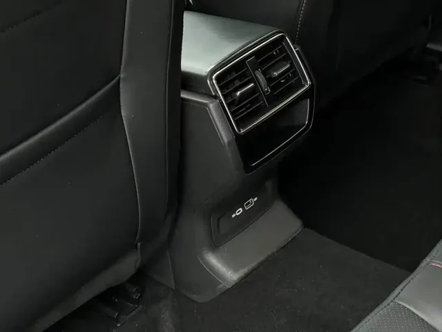 Škoda Karoq 2023 TSI280 Premium Edition — Фото автомобиля 14