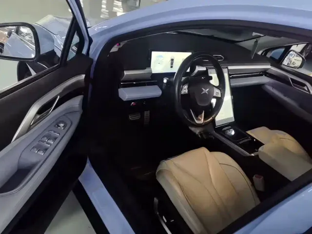 Xpeng P5 — Фото автомобиля 14