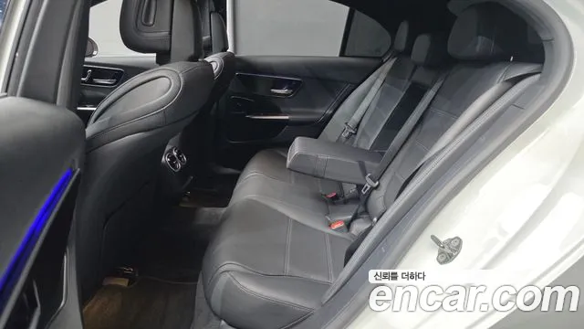 Mercedes-Benz C-Class W206 — Фото автомобиля 12