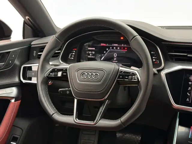 Audi A7L — Фото автомобиля 12
