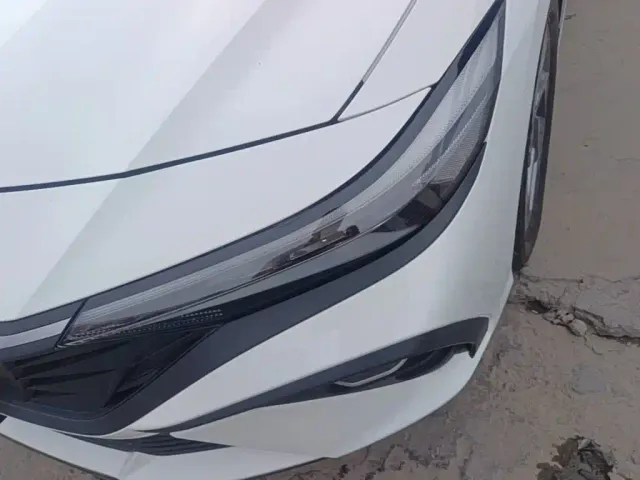 Hyundai Elantra — Фото автомобиля 23