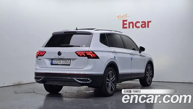 Volkswagen Tiguan — Фото автомобиля 2