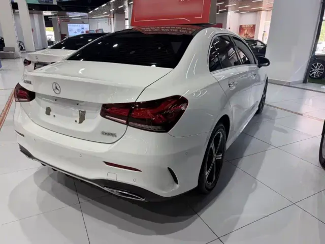 Mercedes-Benz A-Class — Фото автомобиля 10
