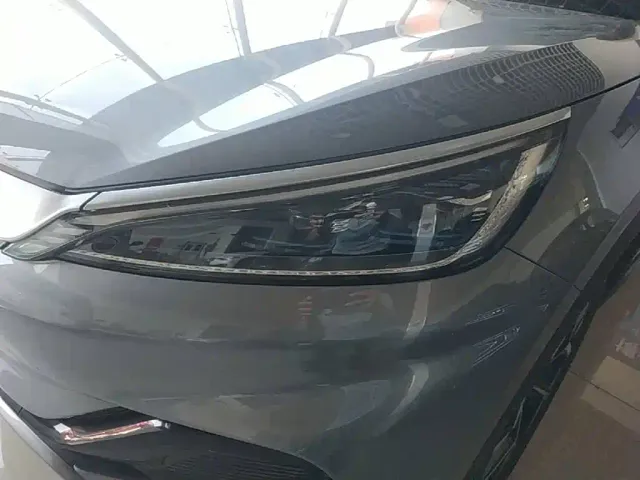 BYD Yuan PLUS — Фото автомобиля 23