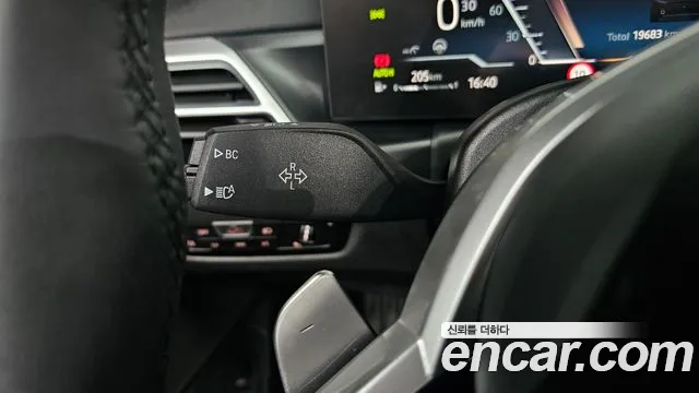 BMW 3-Series 3 серия (G20) 320i M Sport — Фото автомобиля 26