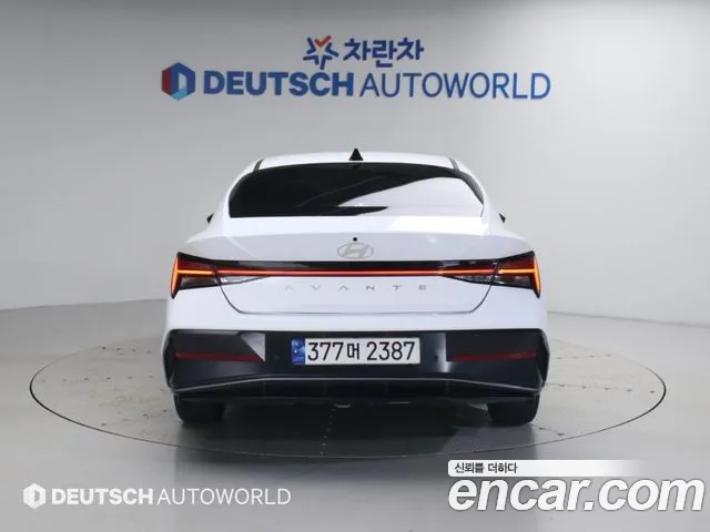 Hyundai Avante CN7 — Фото автомобиля 4