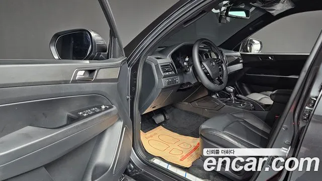 KG_Mobility_Ssangyong Rexton Новый Rexton Sport Khan Дизель 2.2 4WD — Фото автомобиля 10