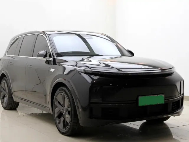 Li Auto L9 — Фото автомобиля 3