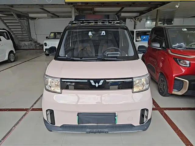 Wuling Hongguang Mini EV — Фото автомобиля 2