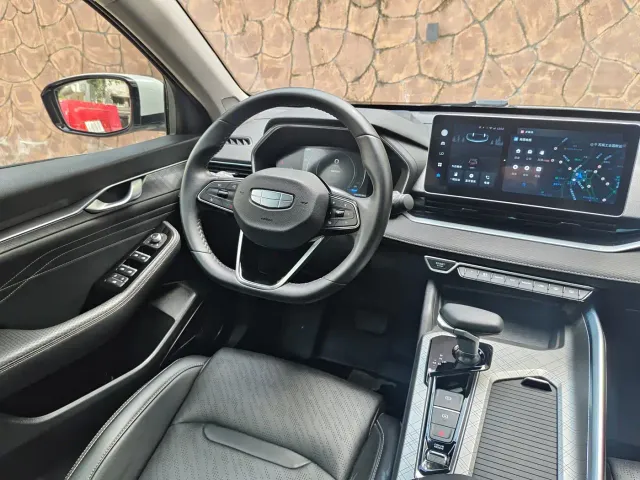 Geely Xingrui — Фото автомобиля 14