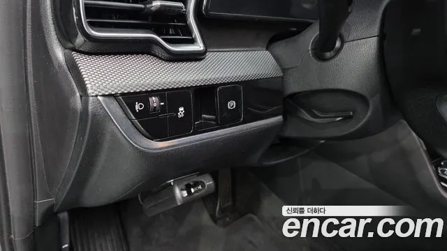 Kia Sportage Sportage 5-е поколение Дизель 2.0 2WD — Фото автомобиля 16