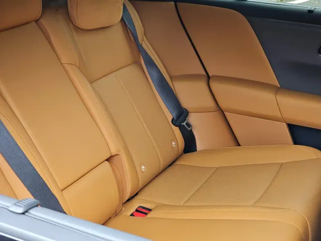 Li Auto i6 — Фото автомобиля 17