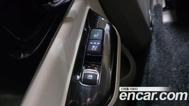 Kia Canival Carnival 4 поколение Бензин 9 мест Signature — Фото автомобиля 15