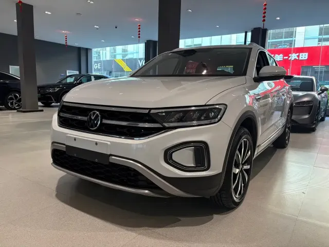 Фотография автомобиля — Volkswagen T-Roc