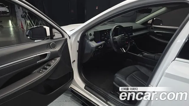 Hyundai Sonata — Фото автомобиля 15