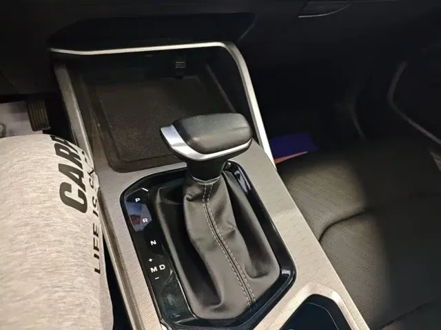 Geely Emgrand — Фото автомобиля 13