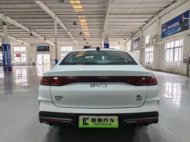BYD Qin L — Фото автомобиля 5