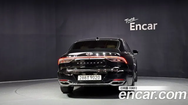 Hyundai Grandeur Новый Grandeur IG — Фото автомобиля 4