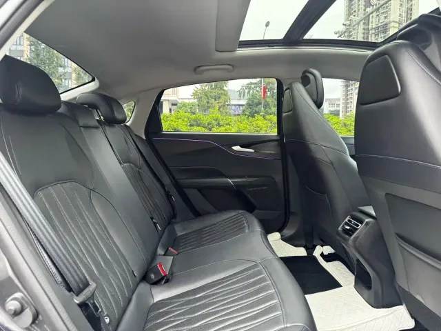 Changan Lamore — Фото автомобиля 11
